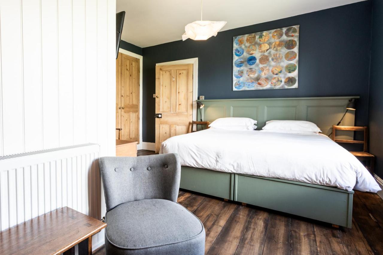 The Old Vicarage Bed & Breakfast Moylgrove Luaran gambar