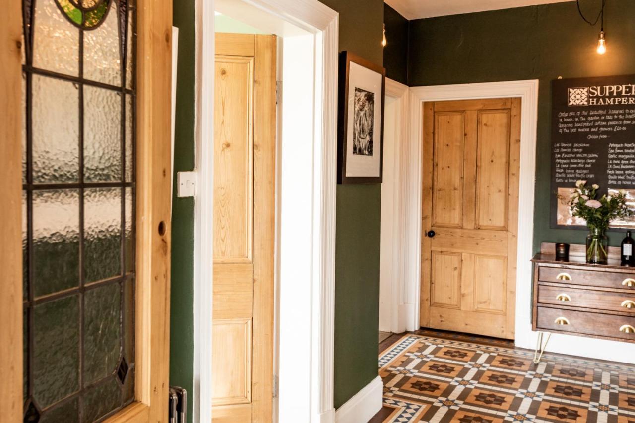 The Old Vicarage Bed & Breakfast Moylgrove Luaran gambar