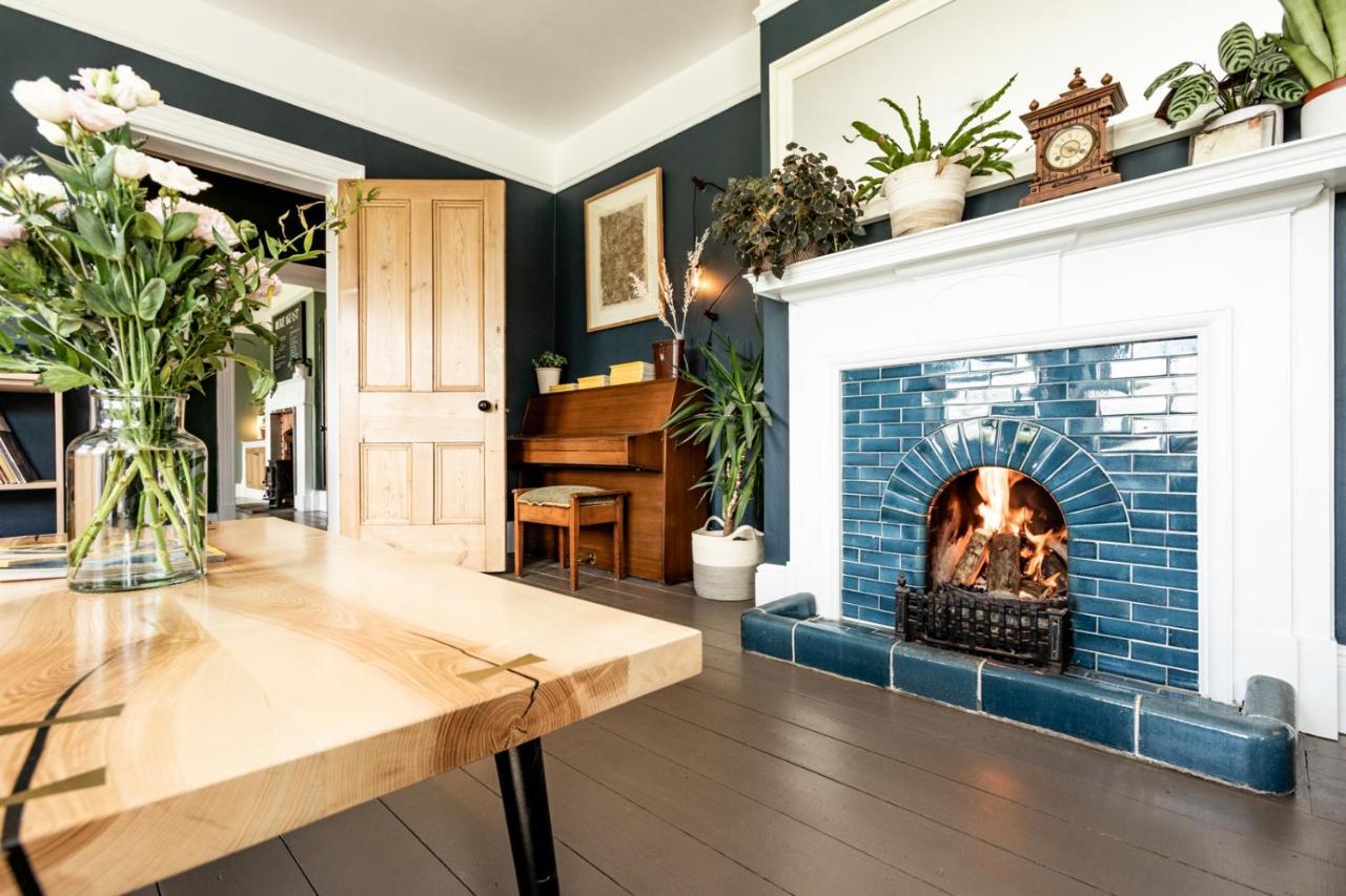 The Old Vicarage Bed & Breakfast Moylgrove Luaran gambar